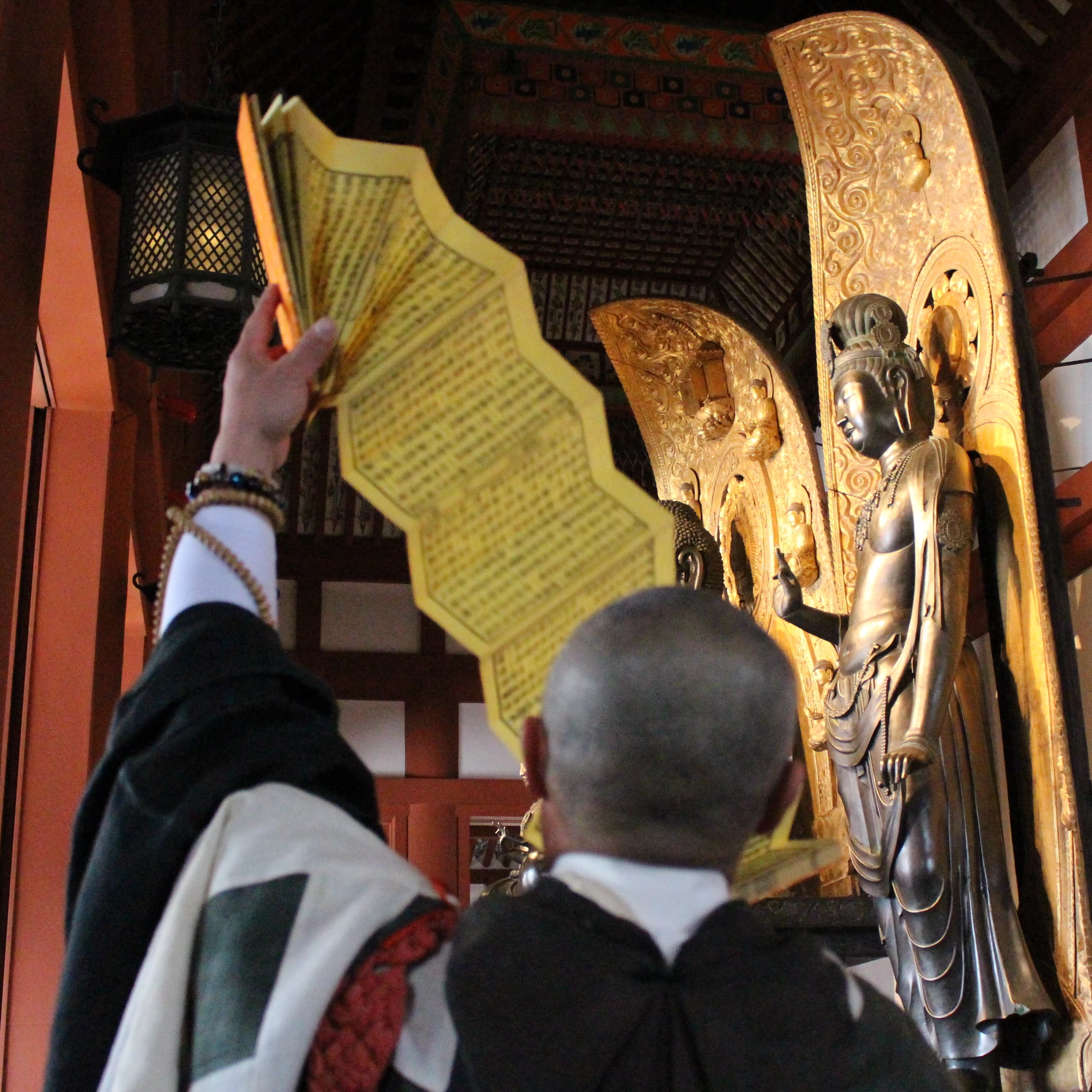 読経、和菓子、ピアノの旋律。薬師寺から始まる「LIVEな歴史」体感旅
